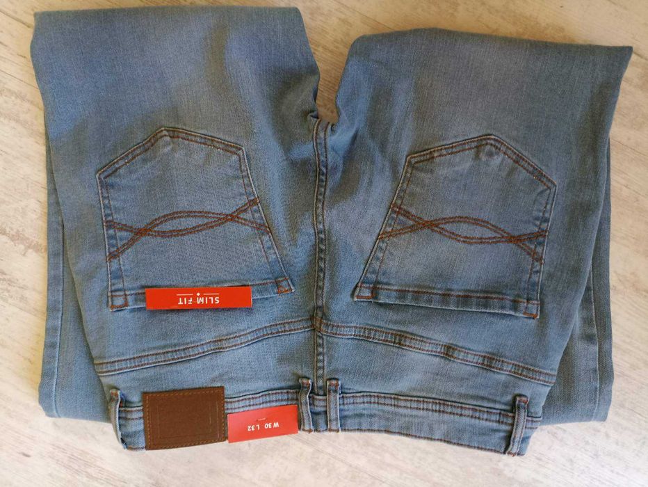 Мъжки дънки Slim Fit, Нови