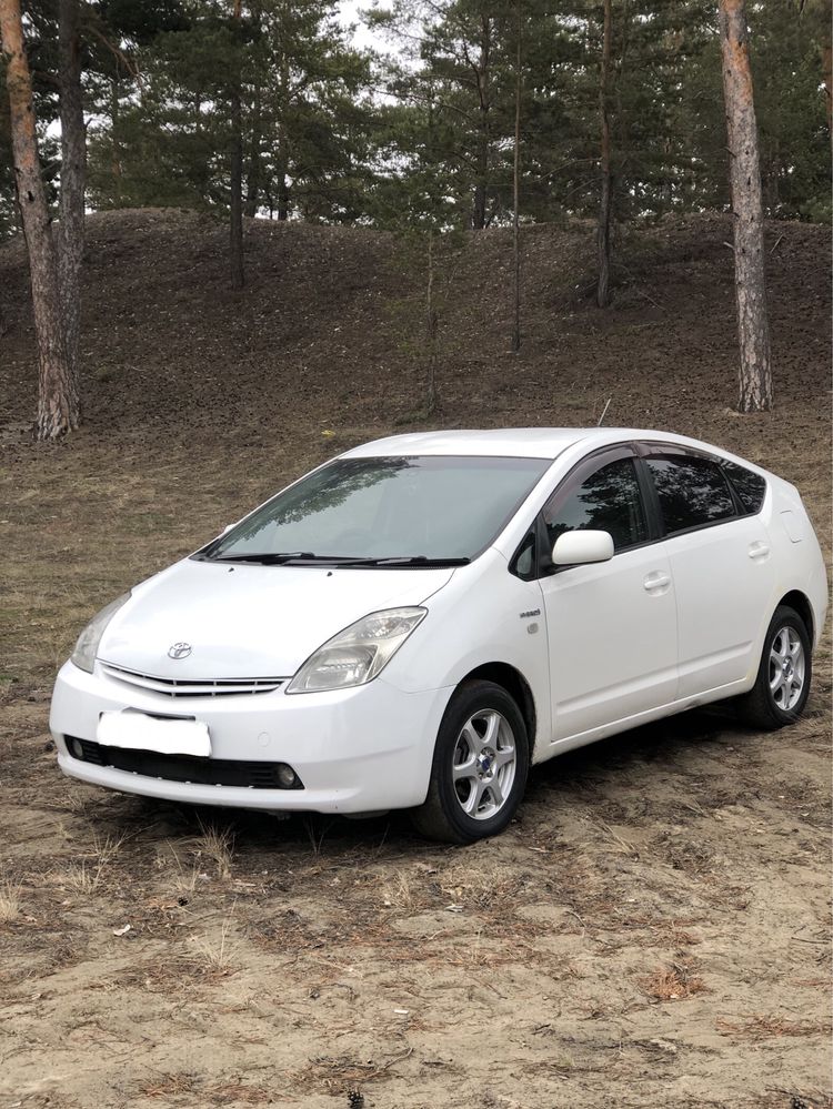 продам Toyota Prius