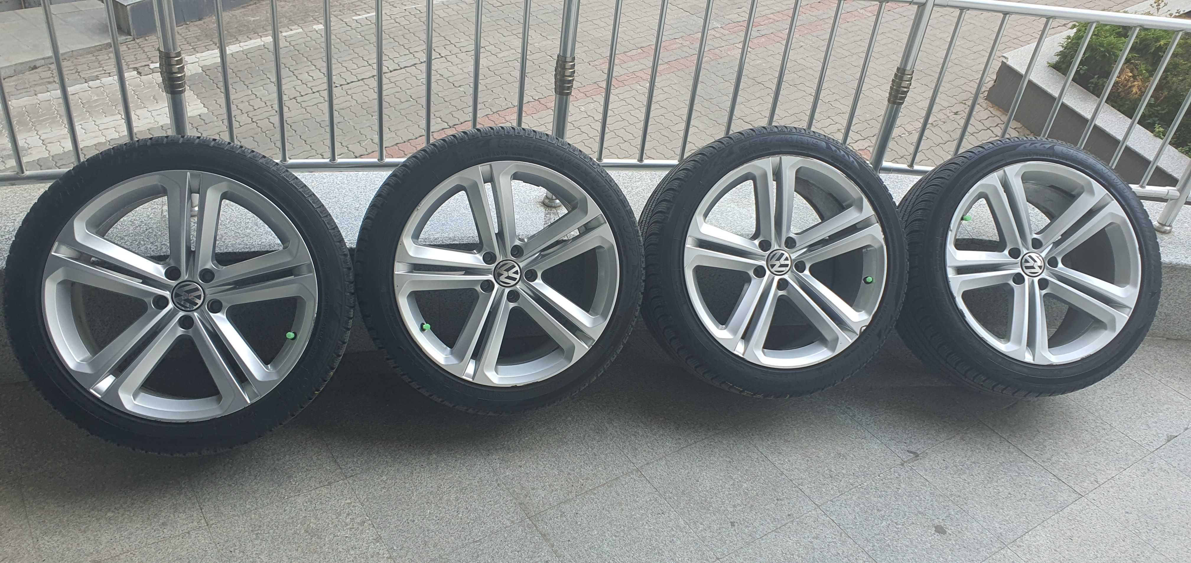 Джанти Mallory 19"с нови зимни гуми от VW Tiguan R Line®