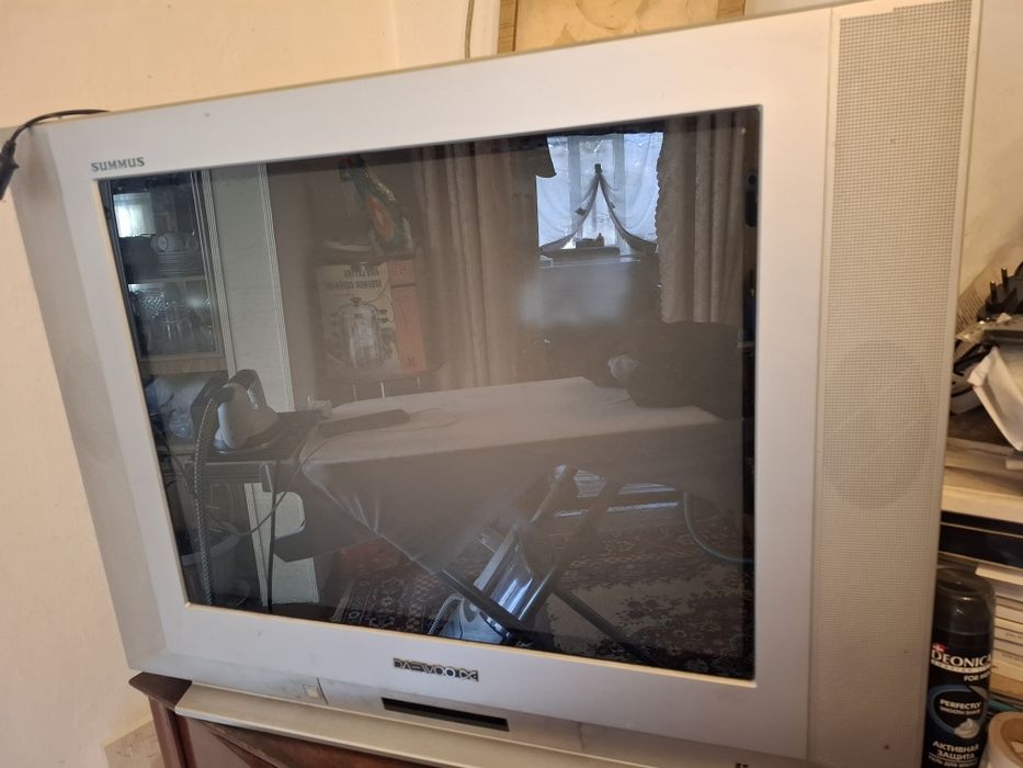 Продам телевизор!