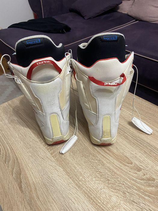 Boots Burton, 40,5 (8.5), womans mint