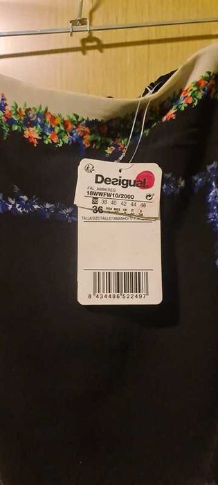 Fustă Originală Desigual – Model Unic, Plină de Personalitate- S/36