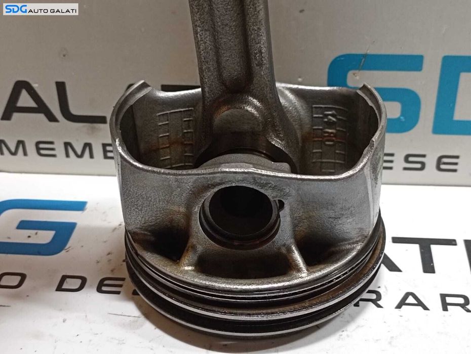 Piston Pistoane cu Biela Dacia Logan 2 0.9 TCE 2004 - 2012 [M7595]
