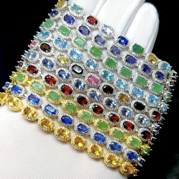 Браслеты с натуральными камнями