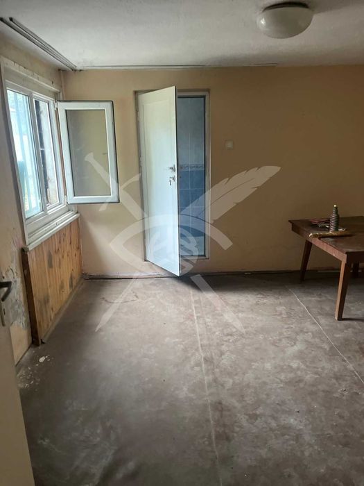 Двуетажна къща в Айтос 74841