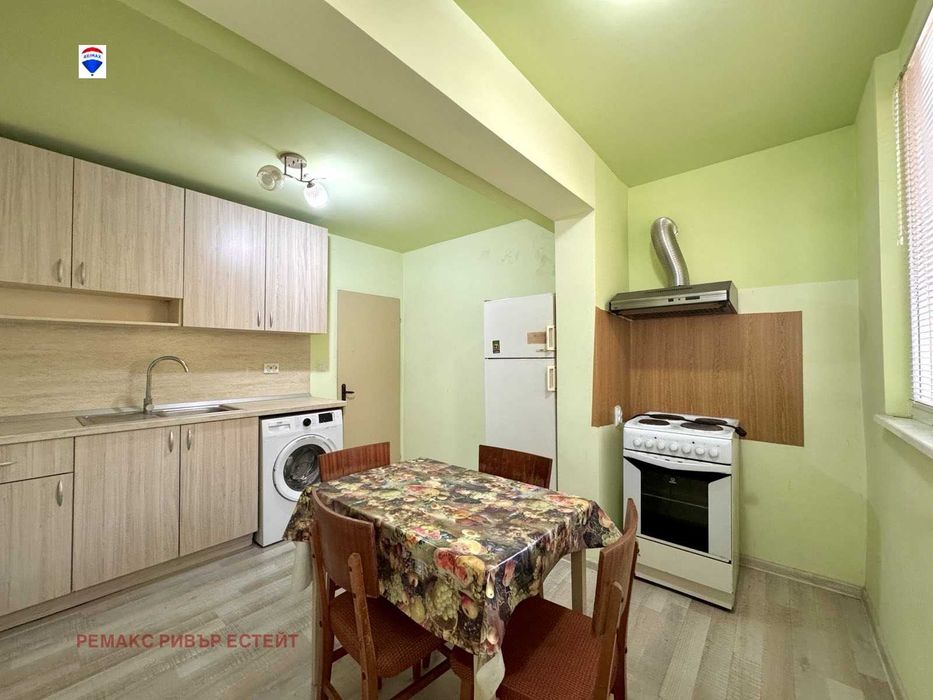 Продава се Двустаен апартамент в Русе, Централен южен район - 67 кв.м за 1521 €/кв.м - Снимка #1