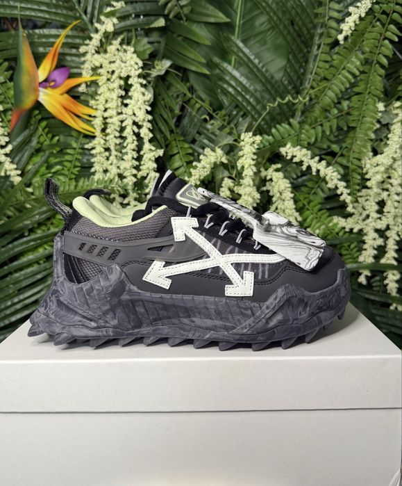 OFF-White Odsy 1000 Black