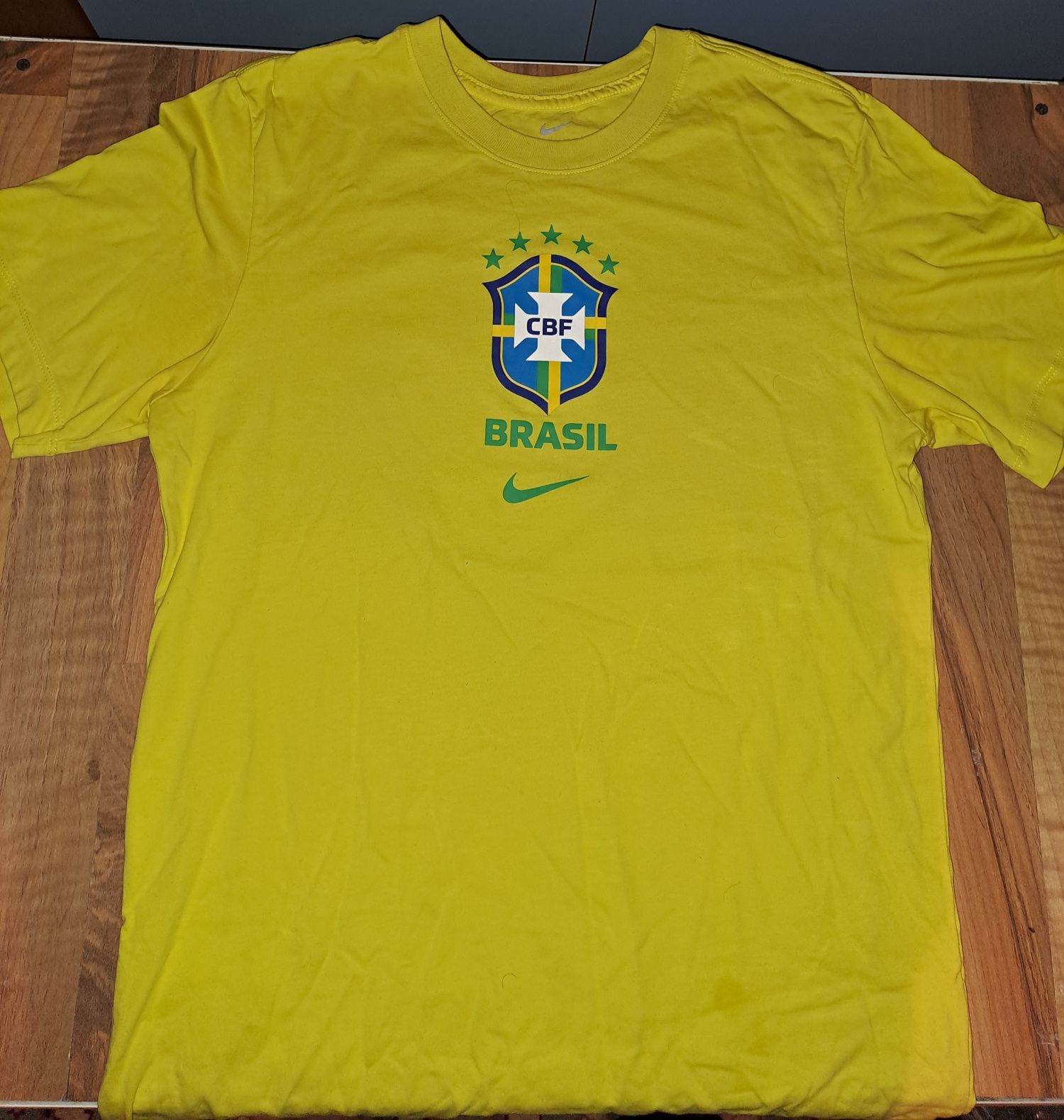 Vând tricou Brazilia