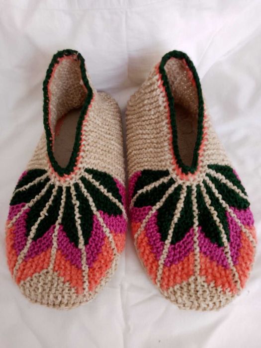 Топлина от сърце! Ръчни терлици, калцуни, ръкавици без пръсти