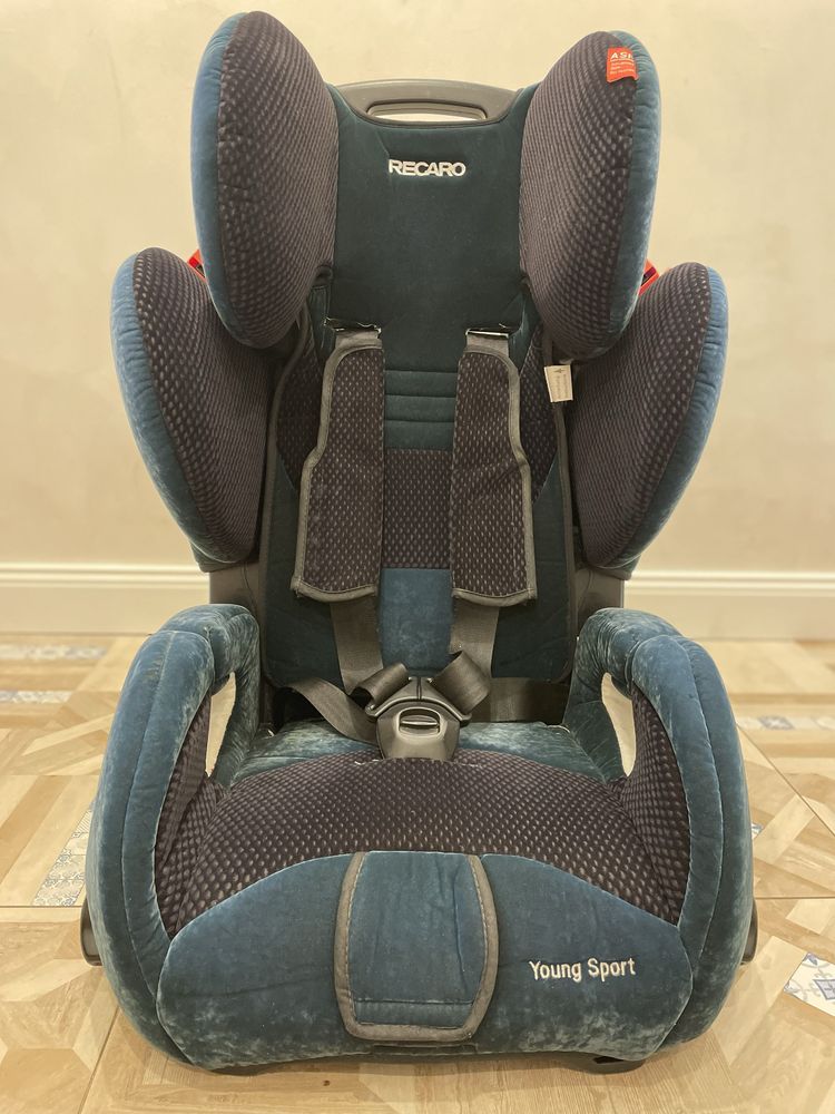 Детско столче за кола Recaro young sport