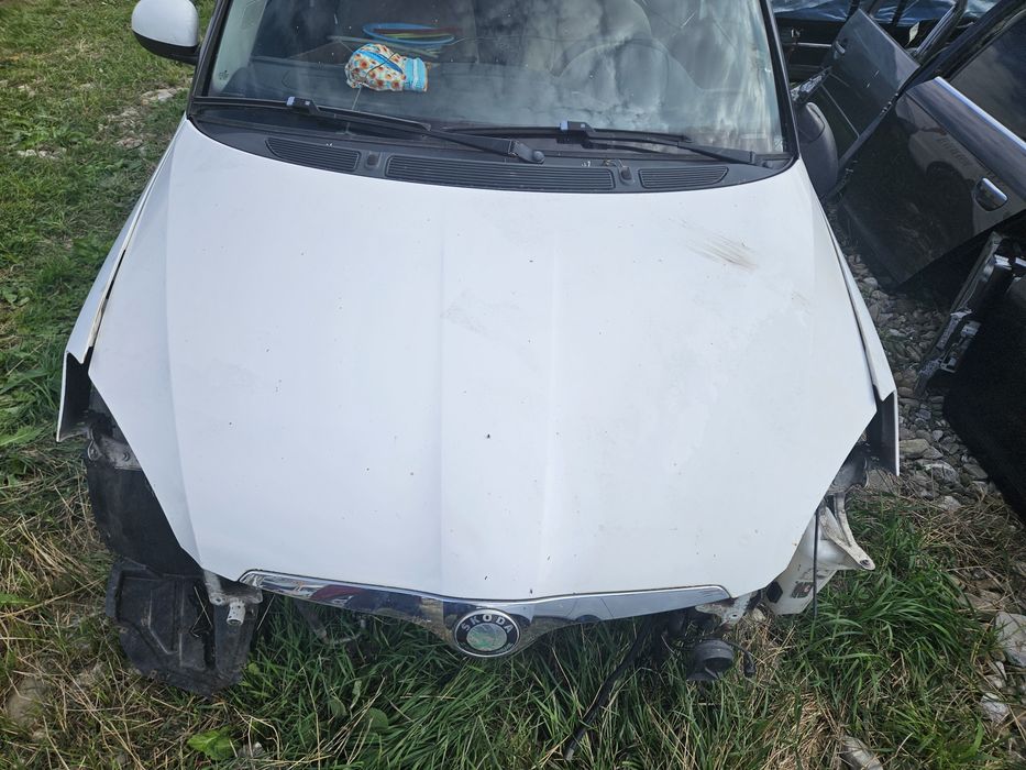 Capota, far, aripi, haion skoda fabia 2 2009