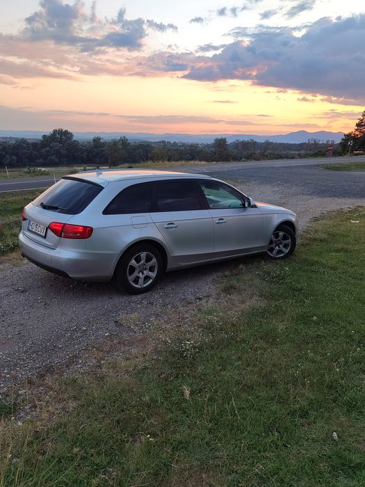Vând Audi A4 b8 2008