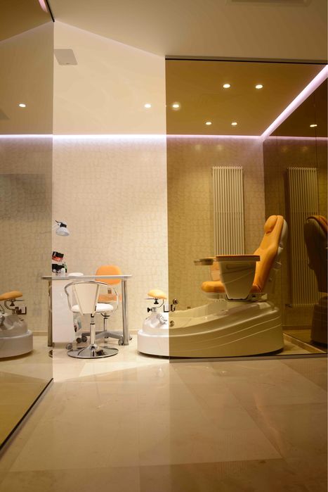 Vand mobilier salon infrumusetare