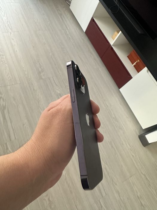 Vand Iphone 14 PRO MAX - Deep Purple