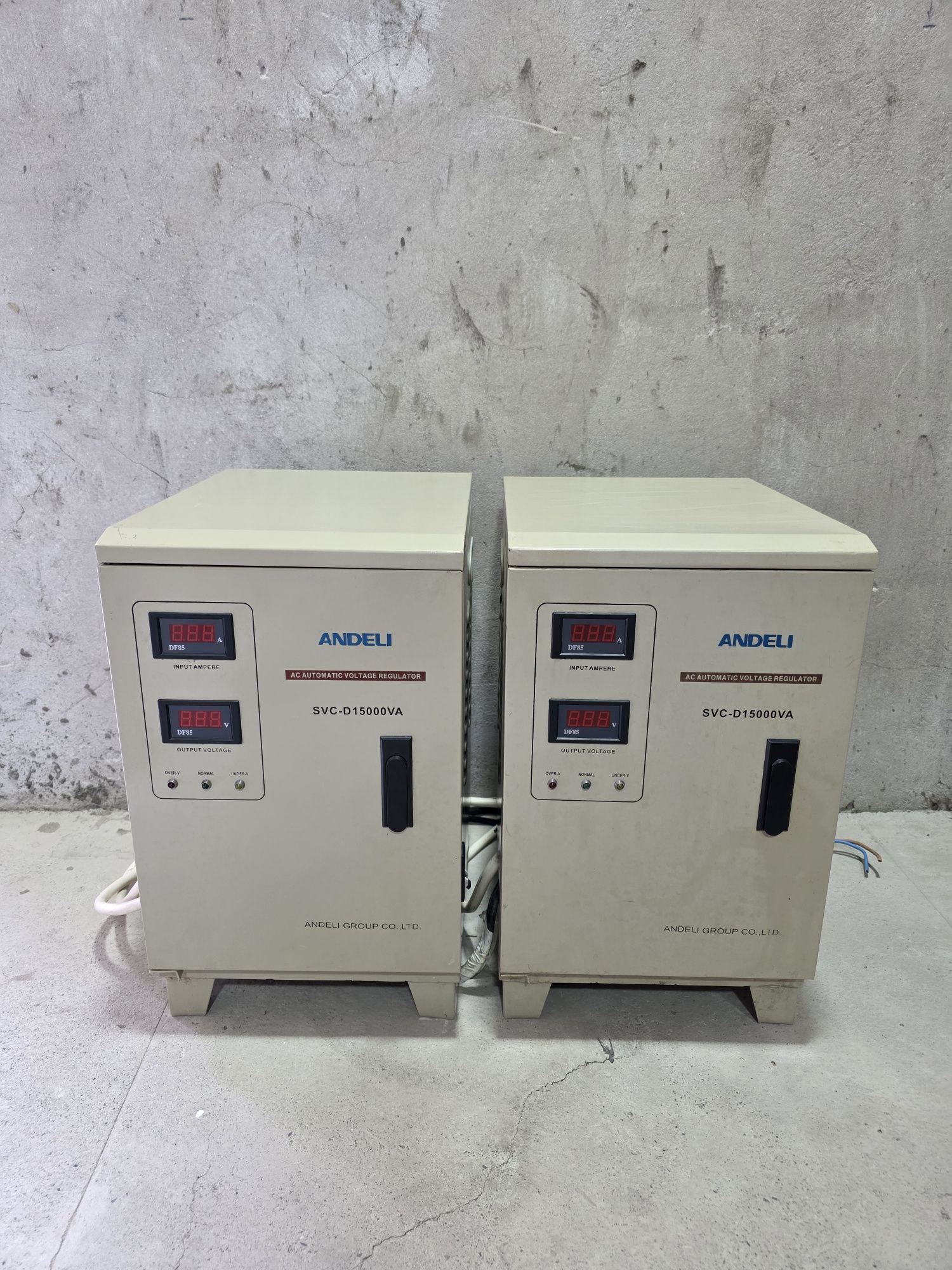 Продаётся стабилизатор  Andeli svc-d15000va