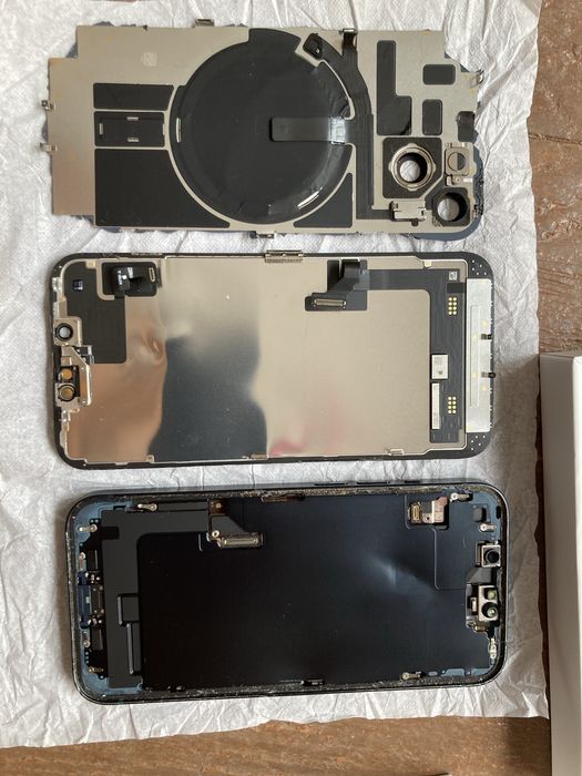 iphone 16e esim 14 128 A 2649 model  spart fata spate pt piese