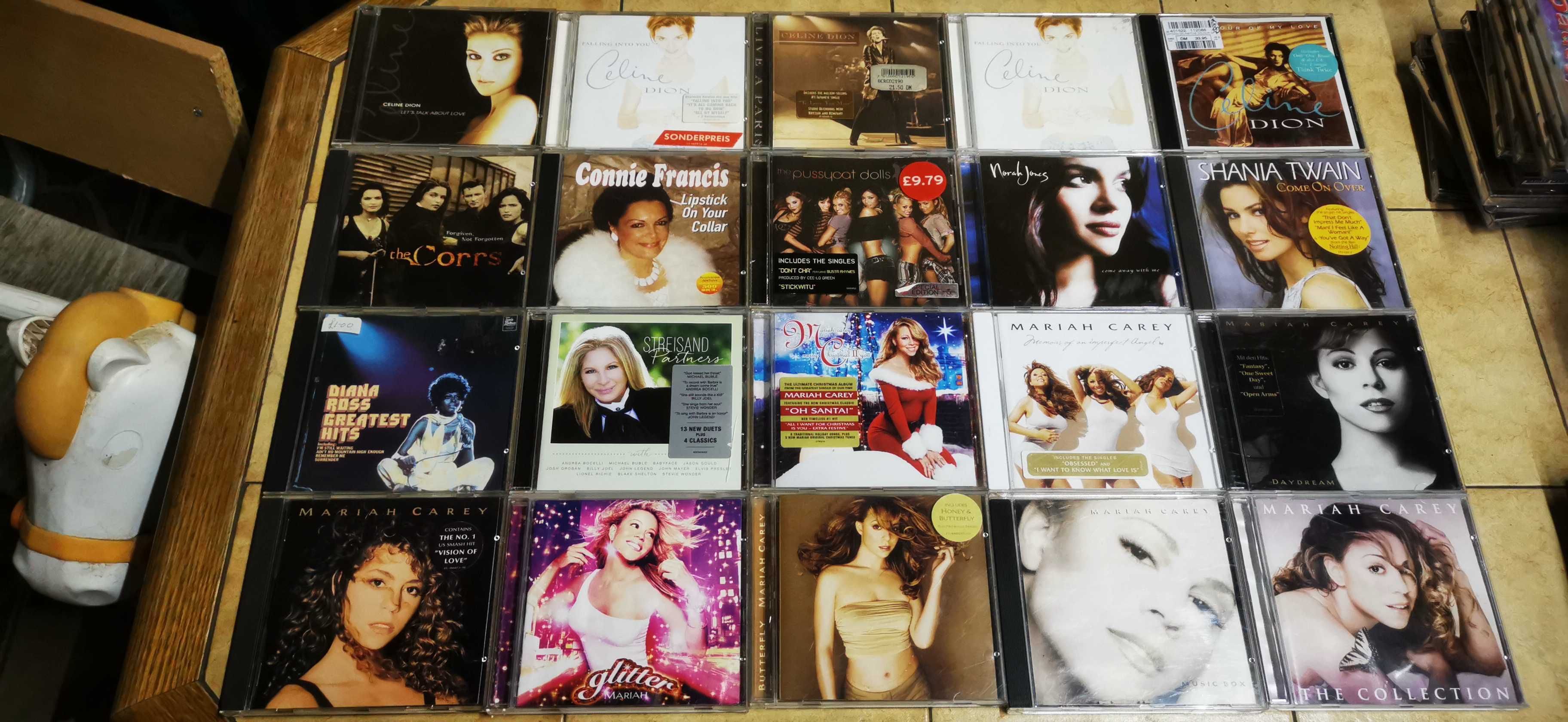 Cd-uri cu muzica diversa - 1