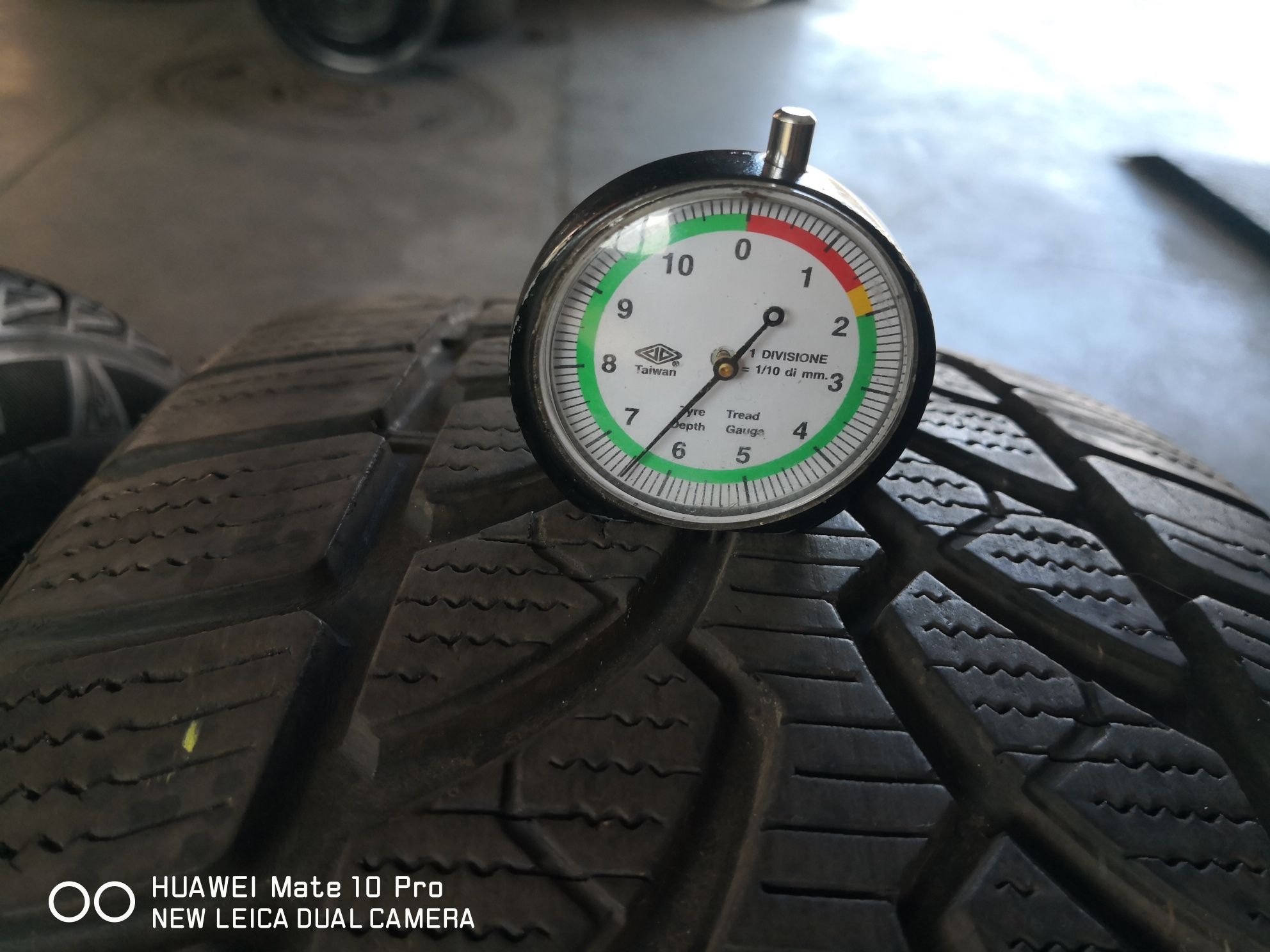225 50 17 цола гуми като Bridgestone