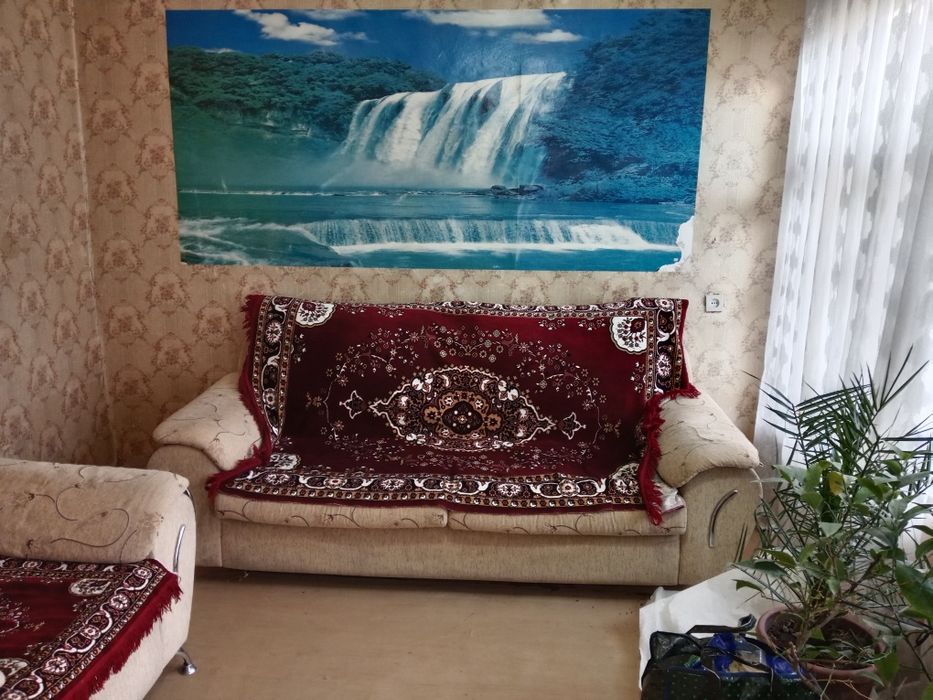 Divan kreslo sotiladi