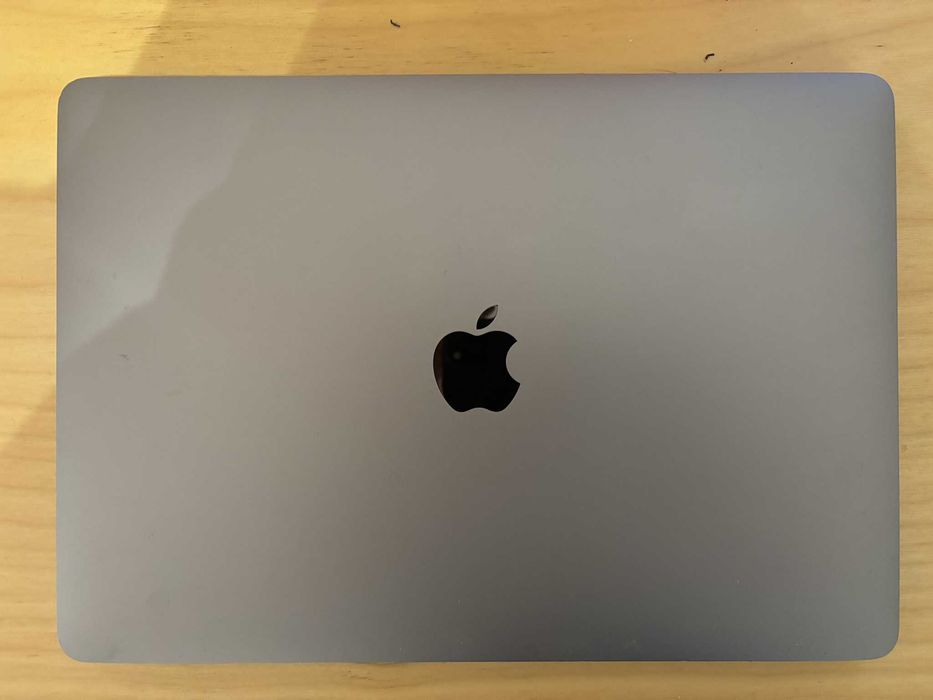 Apple MacBook Pro 13", 16 GB RAM, 256 GB SSD, Touch Bar
