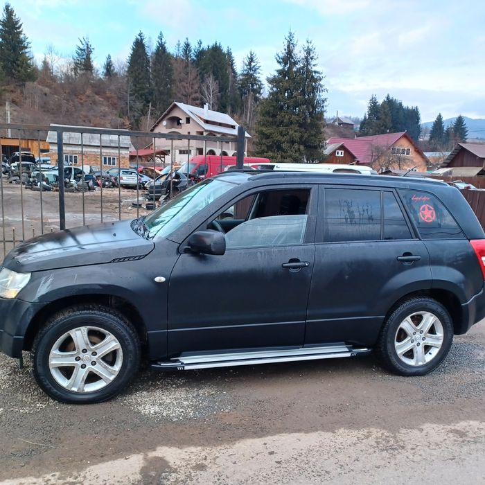 Vând Suzuki Grand Vitara