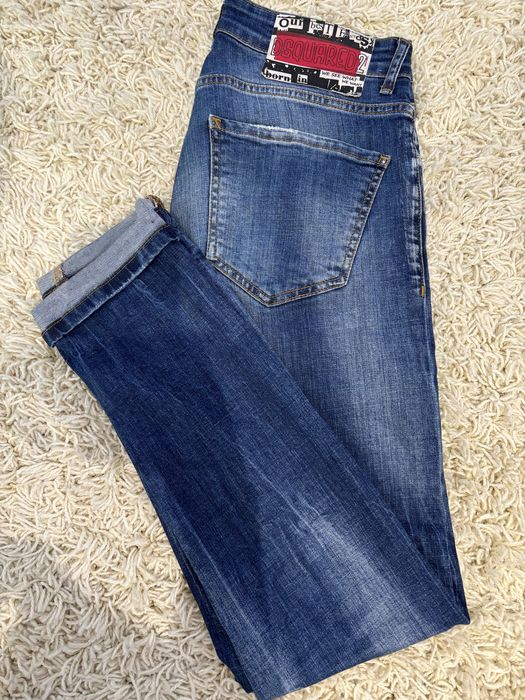 Vand blugi de barbati