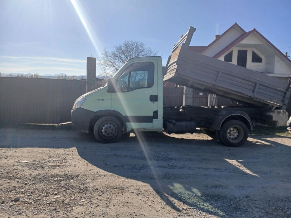 Vând Iveco basculabil !