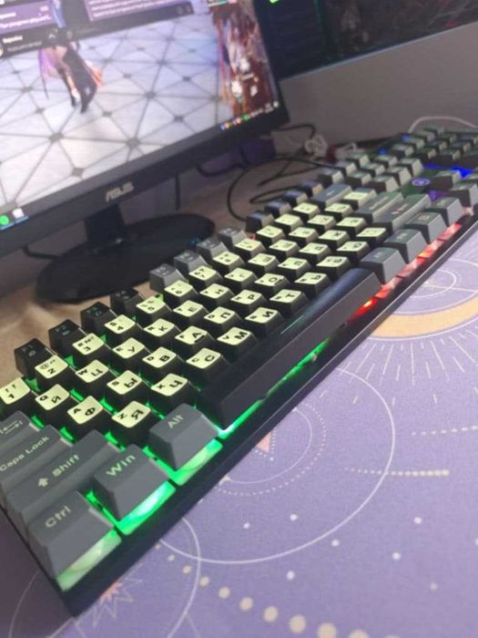 tastatură de gaming cu 104 taste