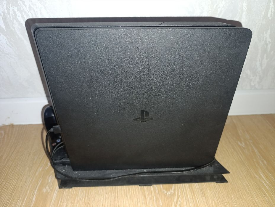 Sony PlayStation 4