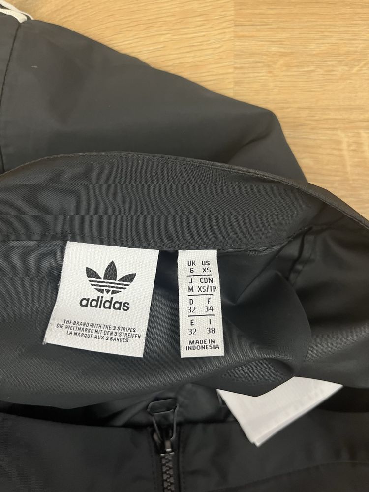 Adidas Originals R.Y.V дамска тениска размер S-M