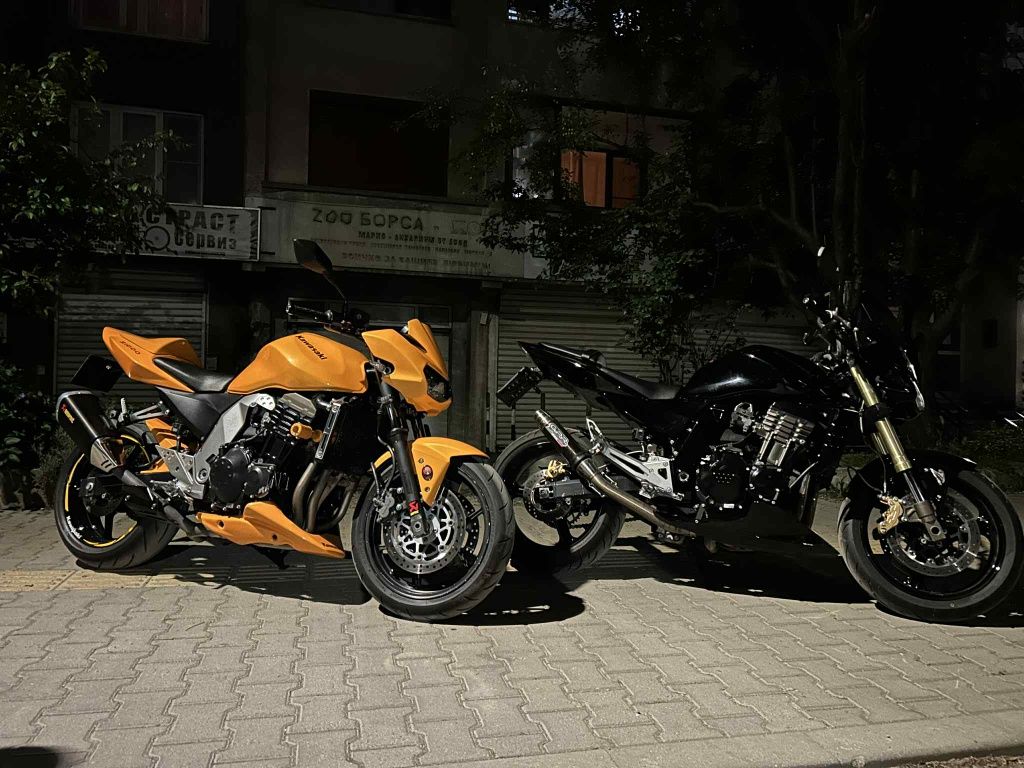 Продавам Kawasaki Z