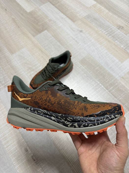 Adidasi Homa speedgoat 6 size 42