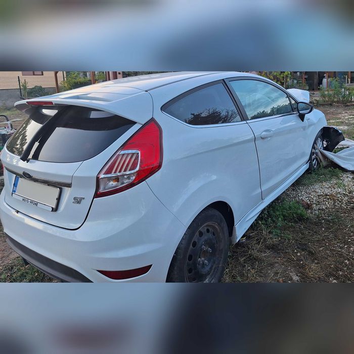 Ford  Fiesta.  ST