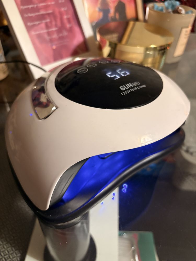 SUN UV LED лампа за маникюр + подарък