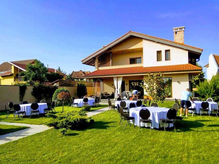 Vand mese rotunde si scaune evenimente - 300 persoane