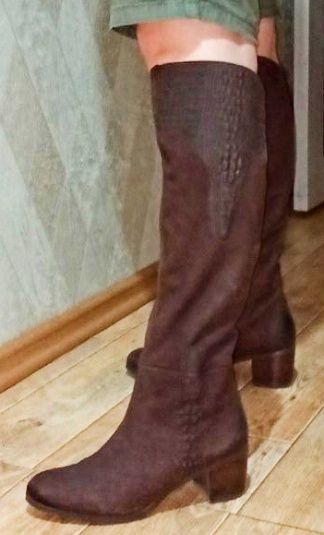 Срочно продам димисезонные сапожки