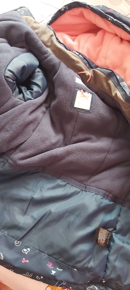 детско яке 128р. H&M - 25лв.