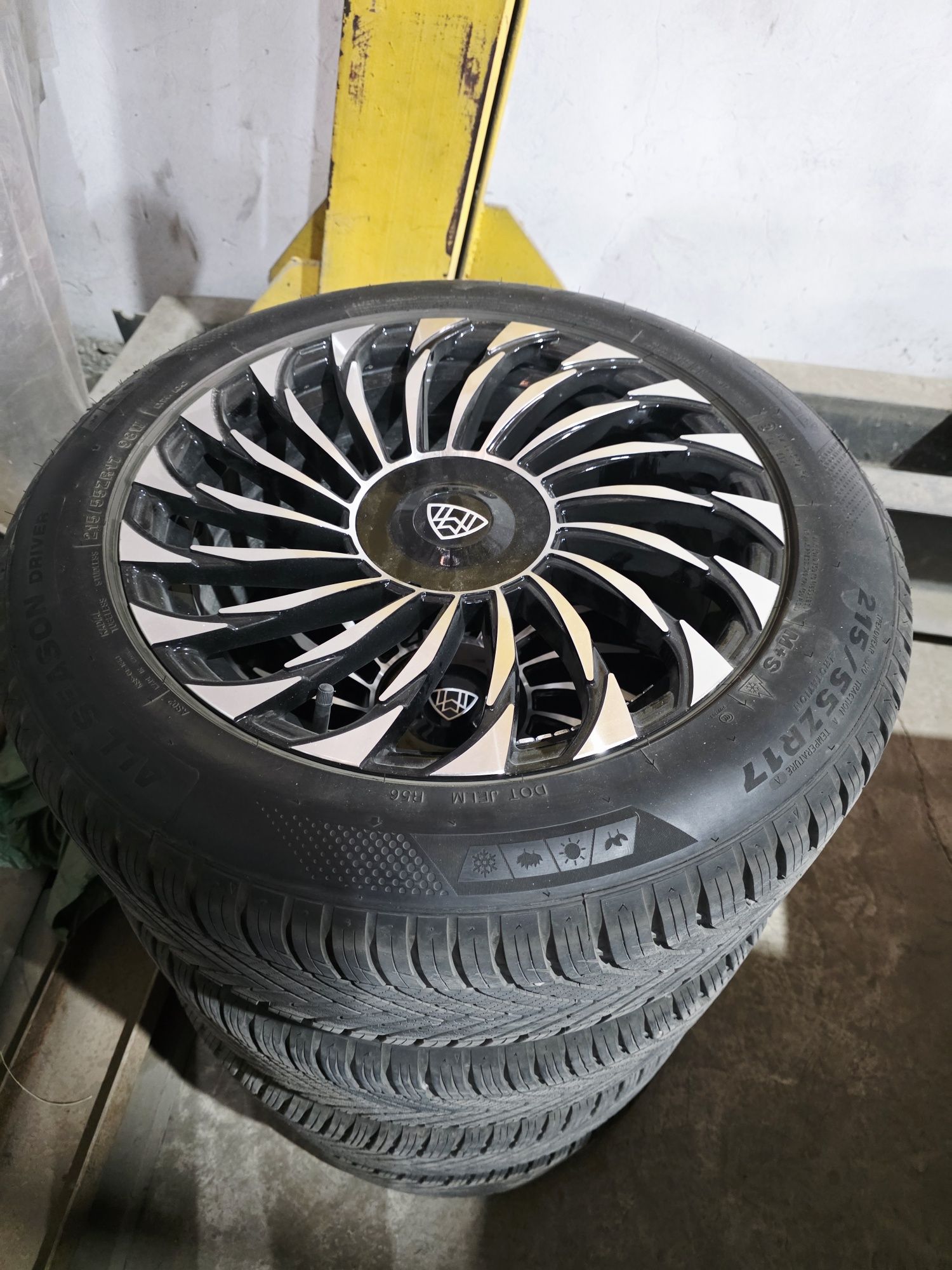 Maybach  R17 ideal