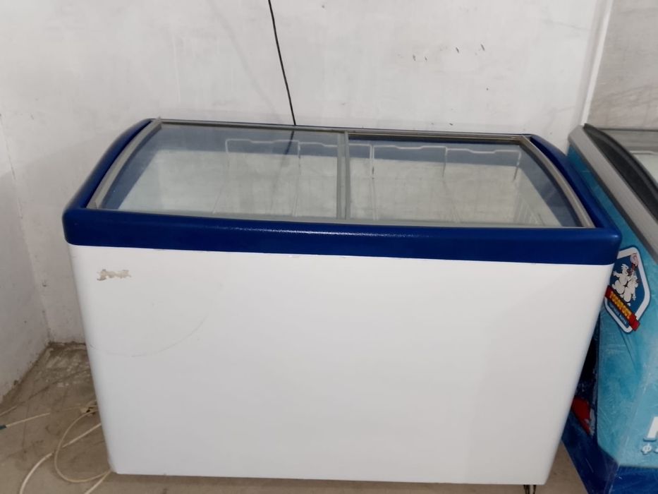 Продам холодильники 2 шт по 72000