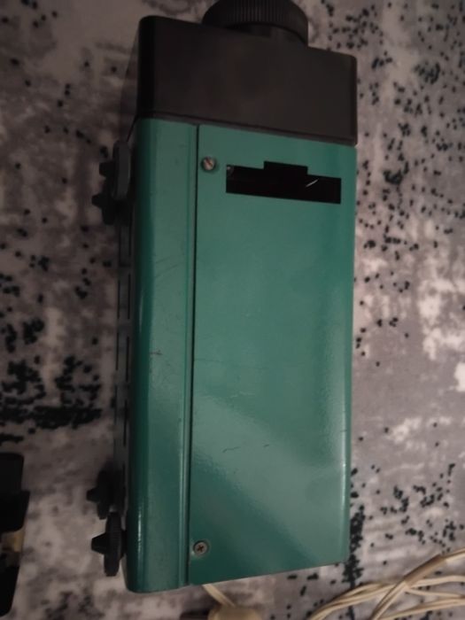 Продавам диапроектор Ф75- 1М