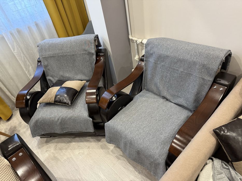 Диван с креслами в хорошем состоянии