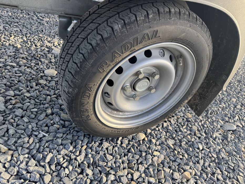 Vand Remorca Gala 2700 Kg 5 Metri Rate Fixe Sau Cash !