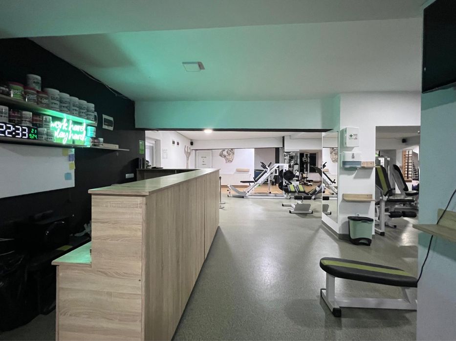 Sala de sport/afacere la cheie!