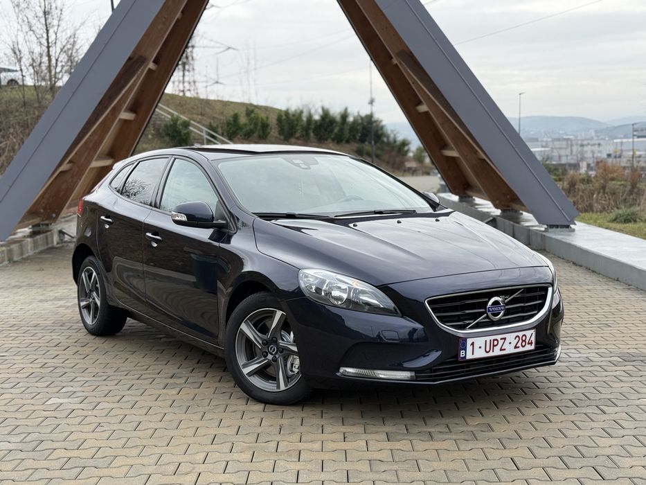 Volvo V40 Euro 6 /Automat/Alcantara