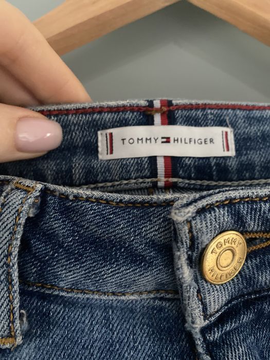 Blugi dama Tommy Hilfiger 27