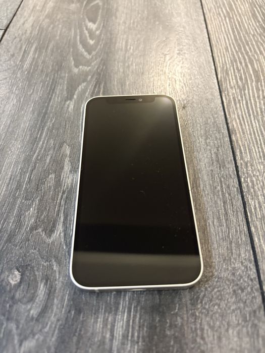 Vand Iphone 12 mini
