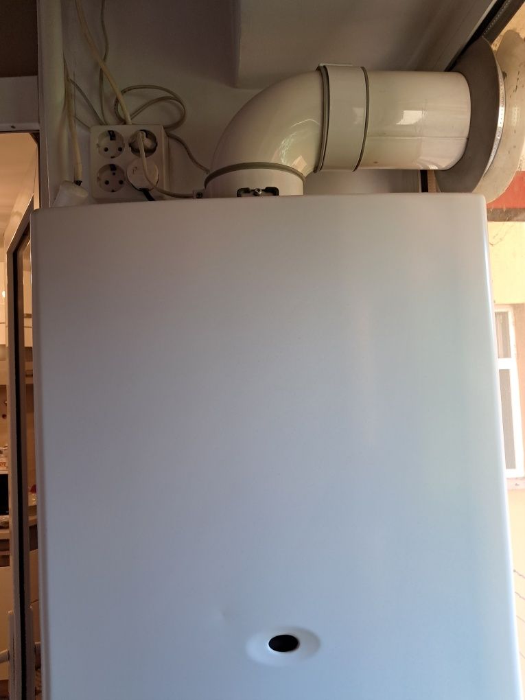Centrala Ariston Clas Evo 24 kw cu 3 ani de funcționare