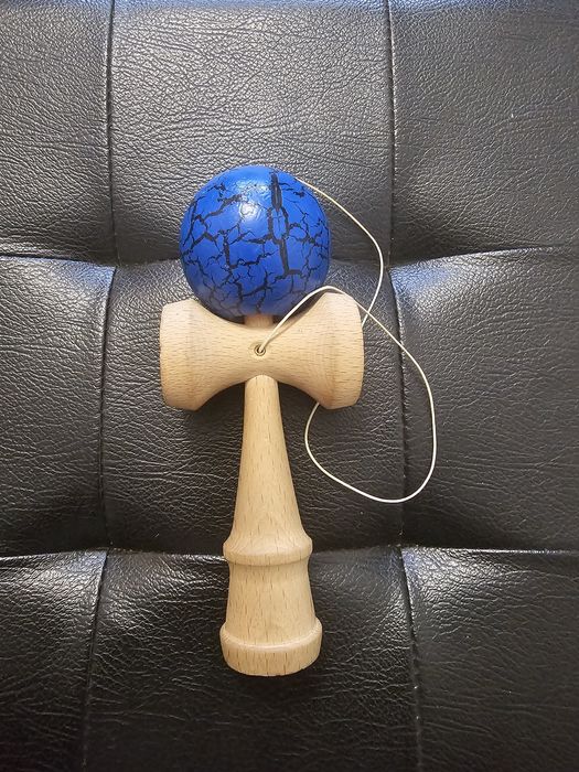 Kendama Knight | Blue Meteor Edition