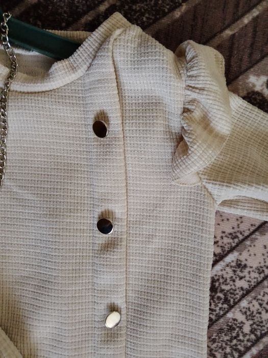 Елегантно  костюмче за момиче