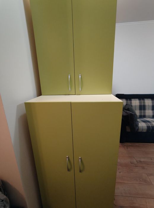 Vand dulapuri urgent